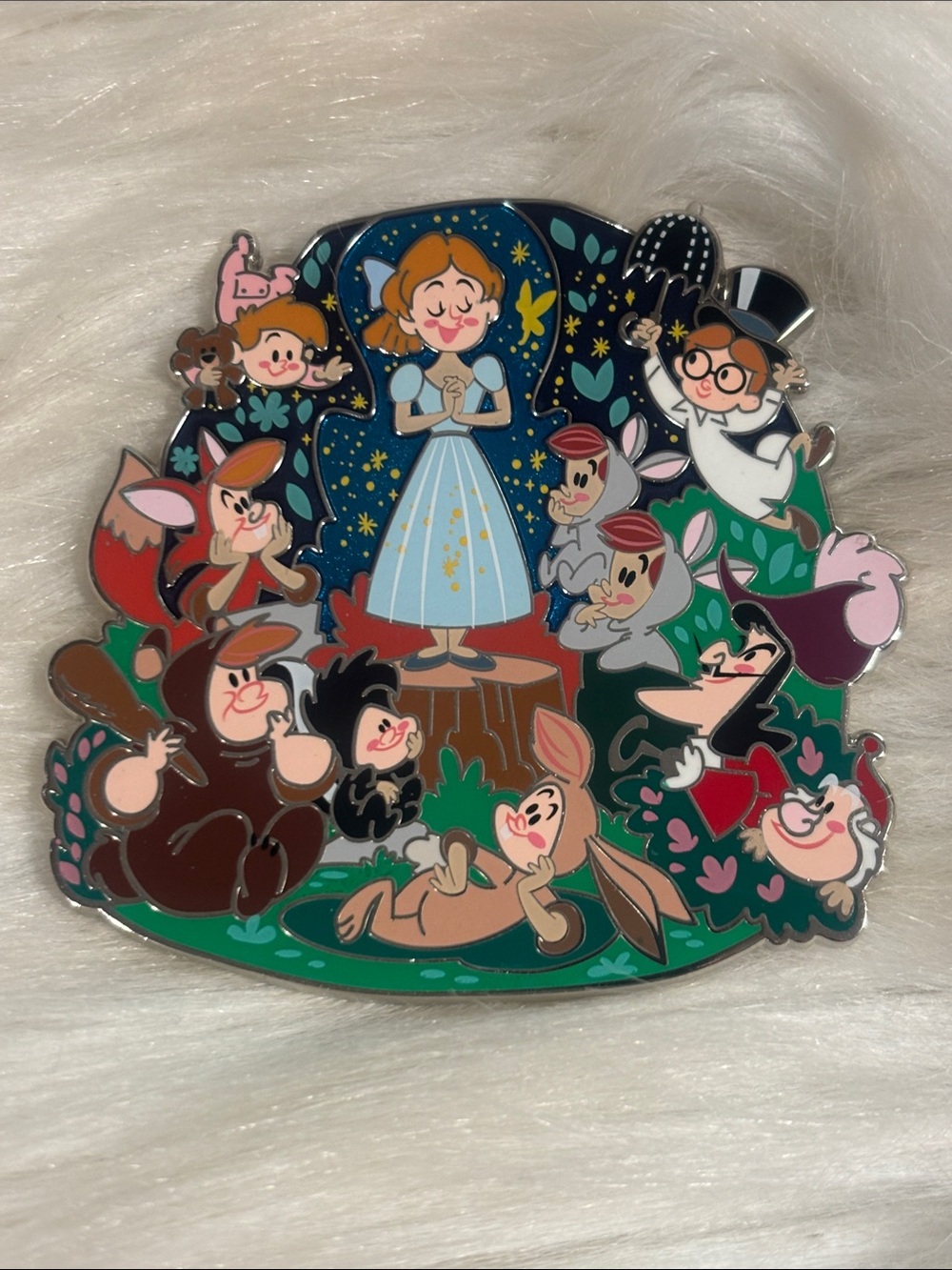Disney Family Cluster Supporting Cast Member Pin Peter Pan Lost Boys Hook Wendy